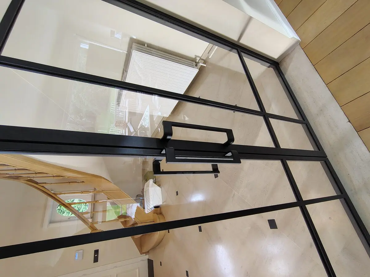 Porte double avec joint EPDM — détail
